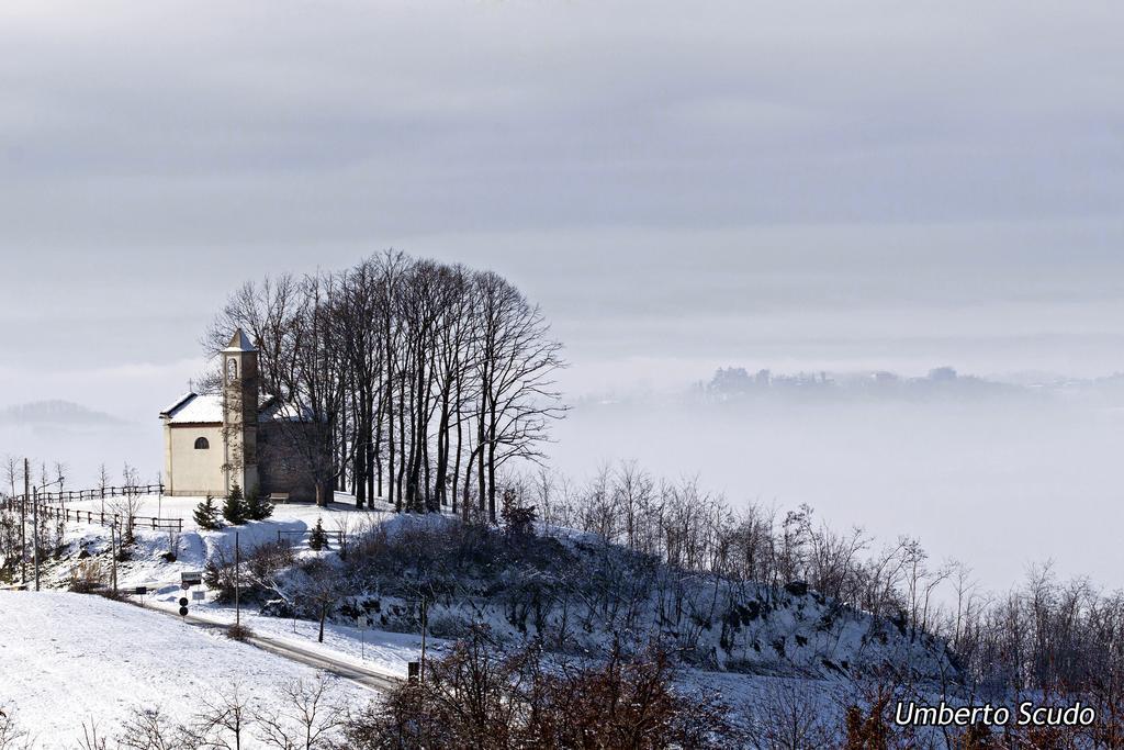 La Commedia Della Pentola Guest House Lu (Piedmont) ภายนอก รูปภาพ